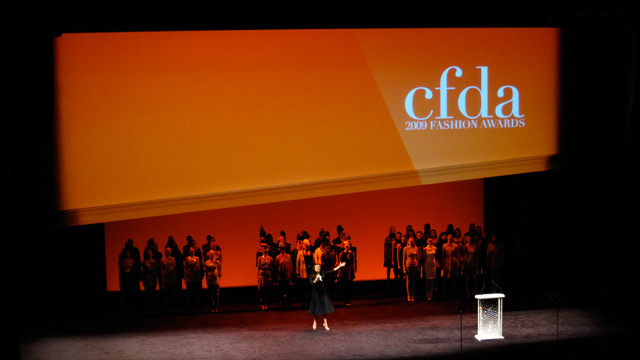 Tracey bids good night