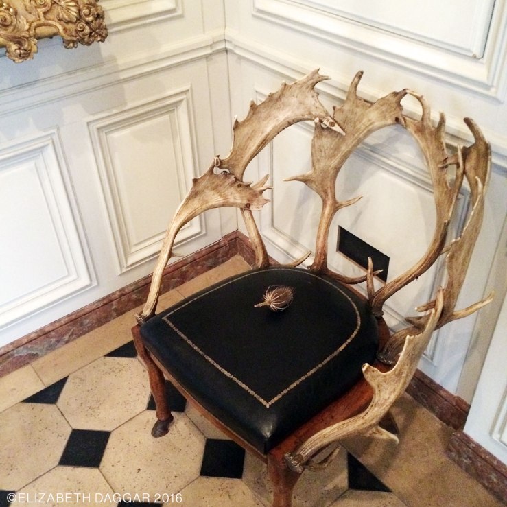 Antler chair