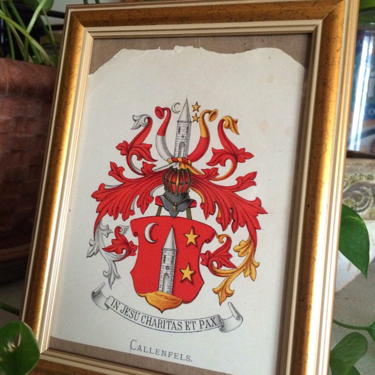 An old crest, printed meticulousl. I already framed it.
