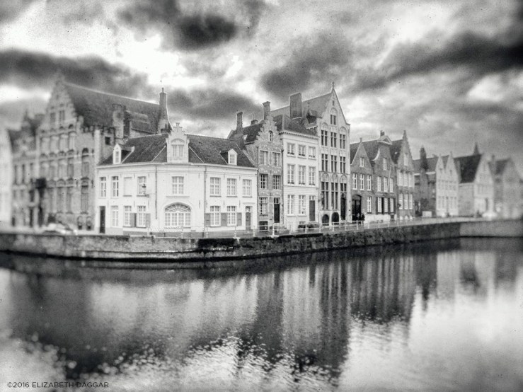 Brugge canal houses