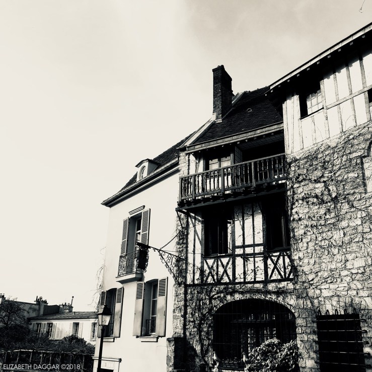 streets of Montmartre, photos in black and white