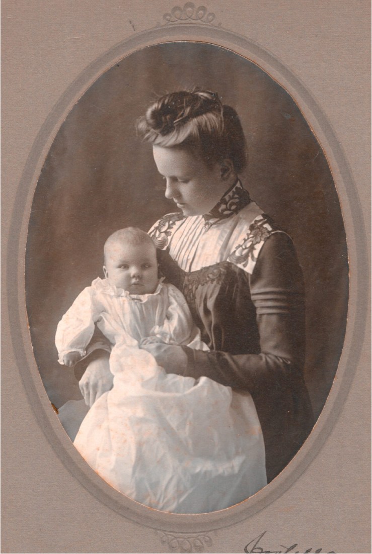 Edwardian portrait of a mother and child